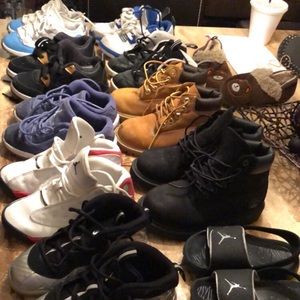 Gently used Toddles shoes size 9c